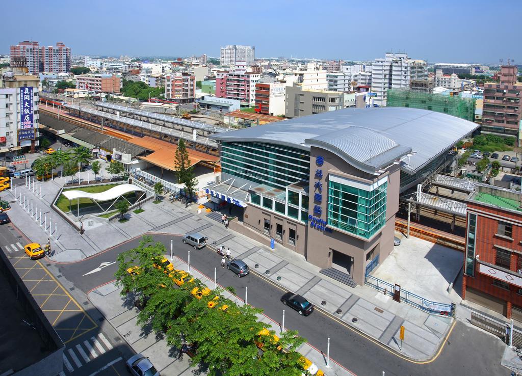 Metro Hotel Douliu Buitenkant foto